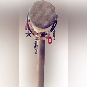 Set of 3 beach-themed stretchy bracelets!